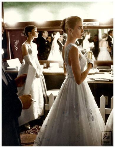 Audrey Hepburn & Grace Kelly backstage at 1956 Academy Awards - Oscars