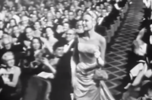 Grace Kelly to accept Oscar